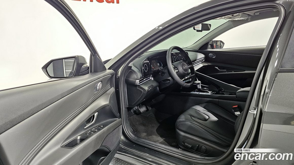 Hyundai The New Avante (CN7) 1.6 (05.2023)