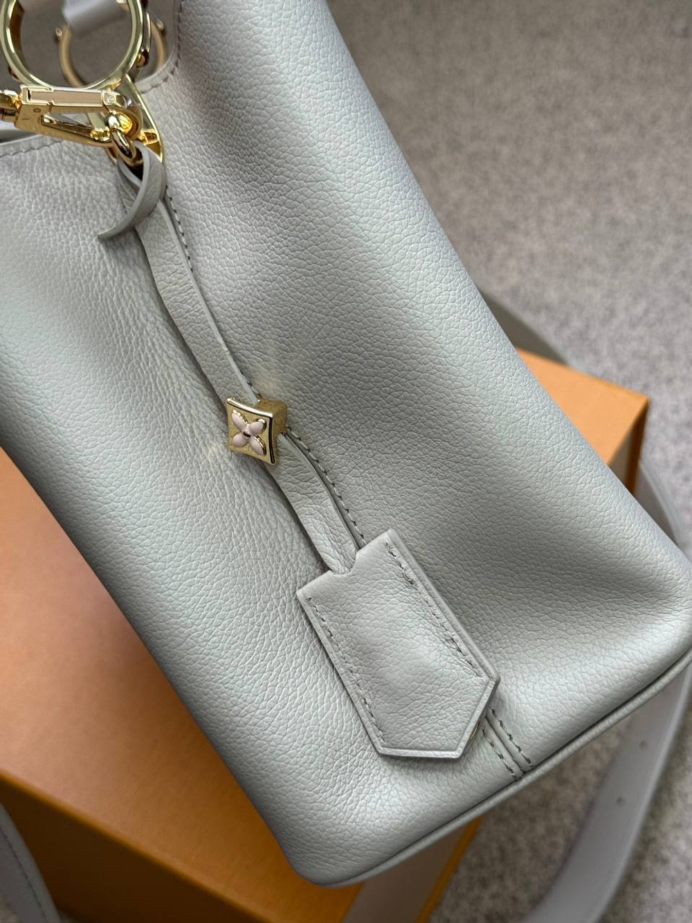 Сумка Louis Vuitton