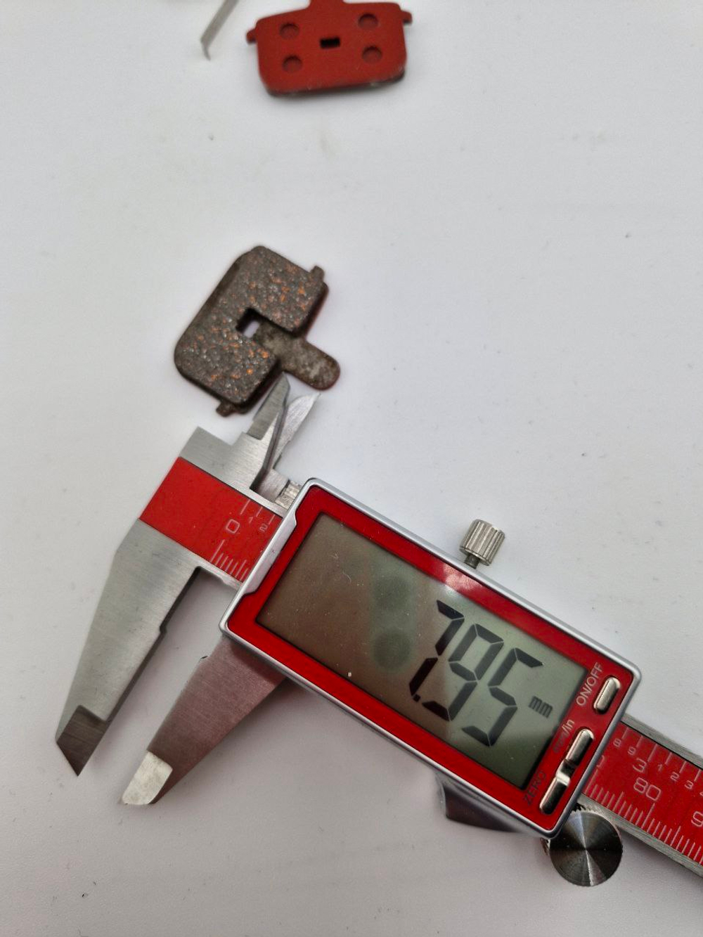 Колодки тормозные TP-011E для самоката и велосипеда