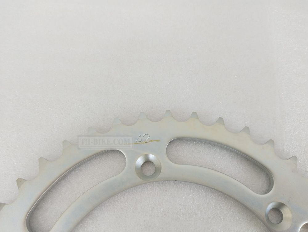 42041-1421. SPROCKET-HUB,42T. Kawasaki KLX250