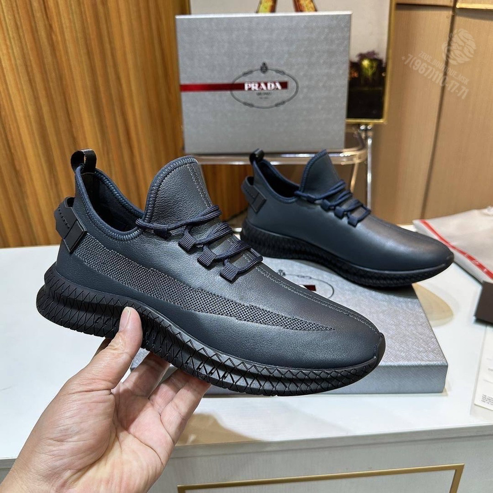 Кроссовки Prada