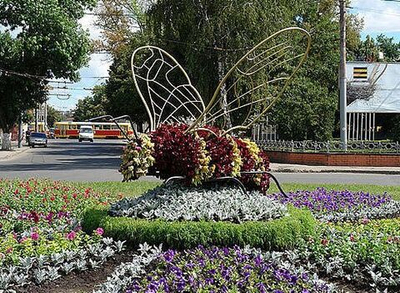 Топиарная фигура Пчела