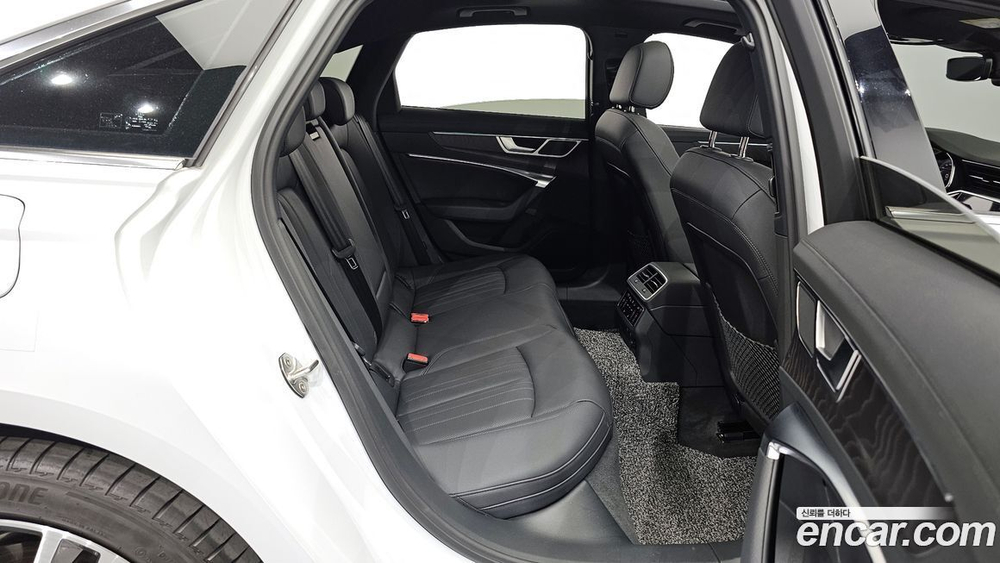 Audi A6 (C8) 40 TDI Premium (06.2022)