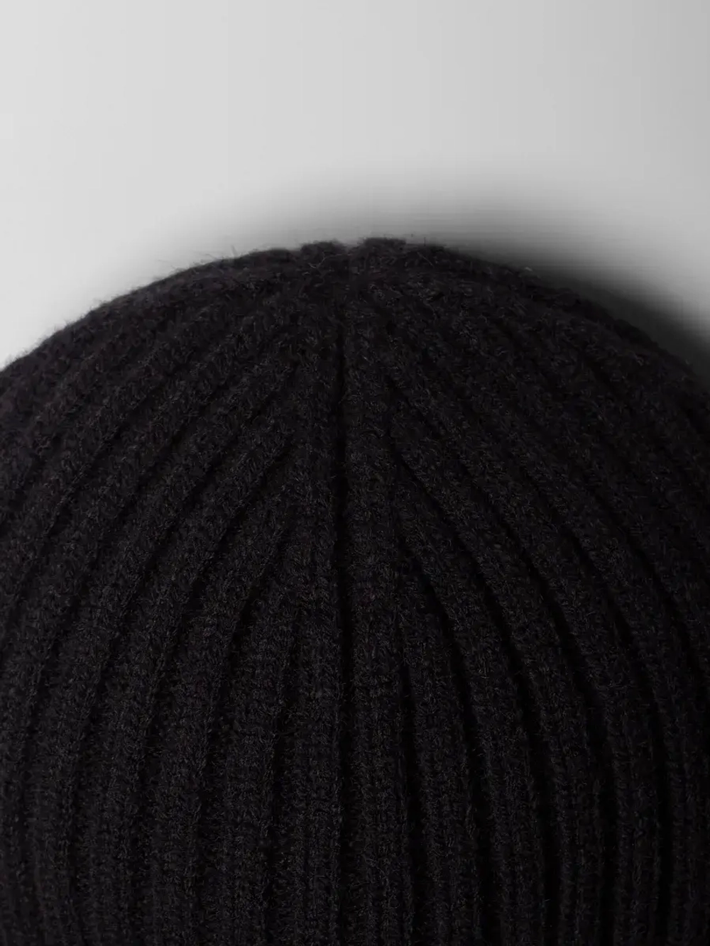 Шапка для девочки осенняя