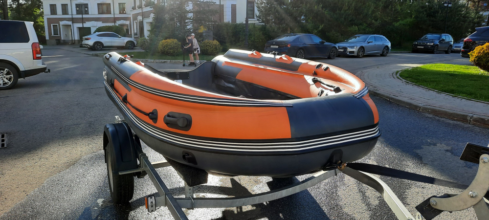 Лодка ПВХ Skat Triton 390 NDFi