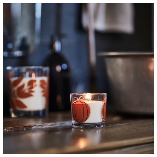 ХЕСТАГИЛЛЕ HOSTAGILLE Ароматическая свеча в стакане 20 ч, тыква/оранжевая