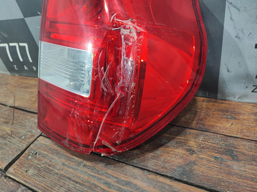 Фонарь задний правый Skoda Yeti 13-18 Б/У Оригинал 5LD945096