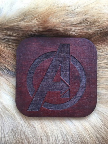 Подставка под кружку (бирдекель) подстаканник Мстители тёмный / Avengers / супергерой / superhero