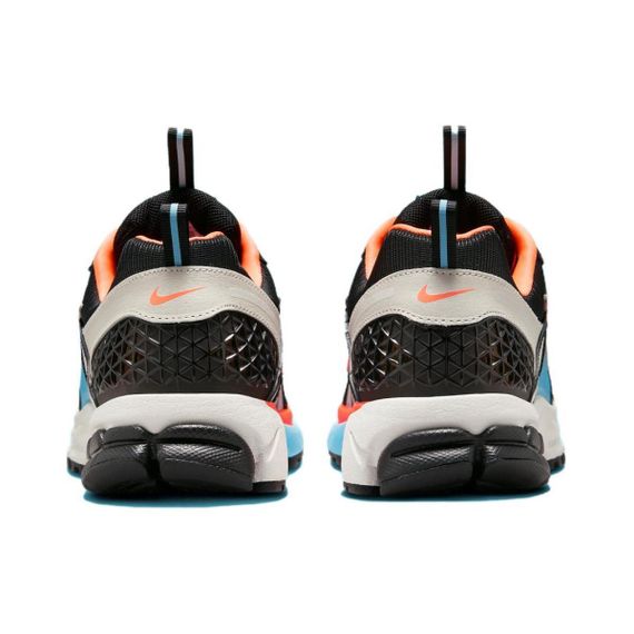 Nike Air Zoom Vomero 5 Беговые кроссовки Низкие Белые, синие, черные Женские