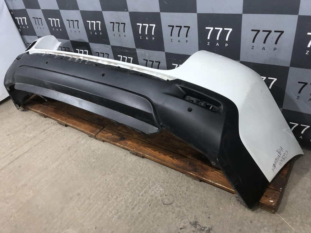 Бампер задний Toyota Highlander 2 (U40) 10-13 Б/У Оригинал 5215948170