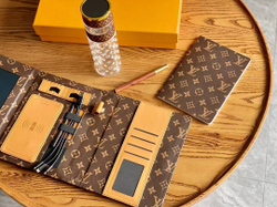 Набор Louis Vuitton (блокнот + ручка + бутылка)