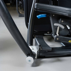 E7008 Жим от груди вертикальный. Стек 135 кг