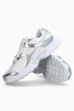 Кроссовки Nike V5 RNR - серебряный