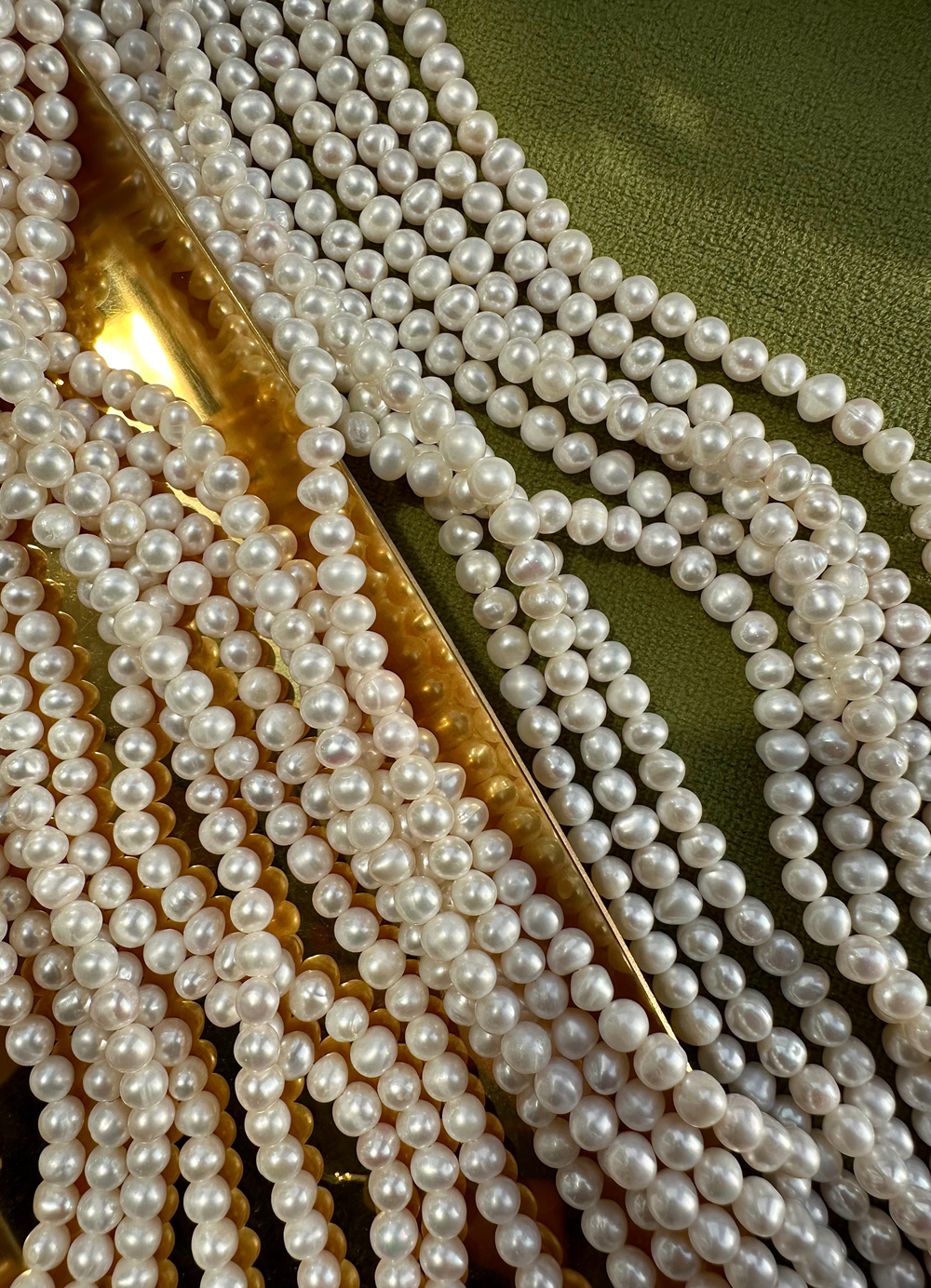 Жемчуг круглый 5-5,5мм, 4А