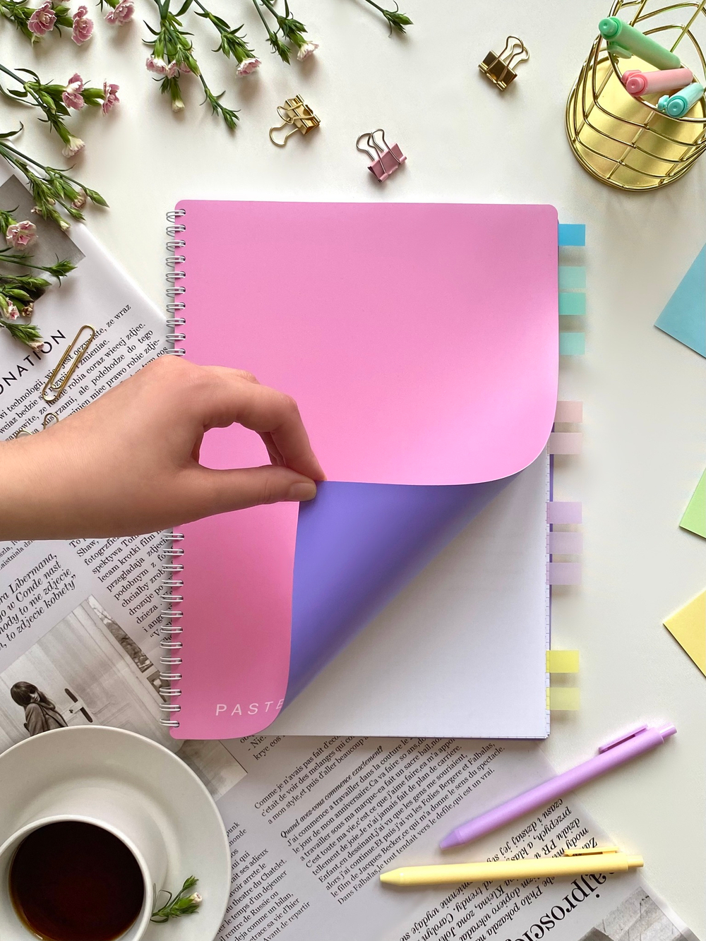 НОВИНКА! Тетрадь А4 96 л. Pastel Collection Pink/Purple, с обложкой из двухстроннего двухцветного пластика, на металлическом гребне
