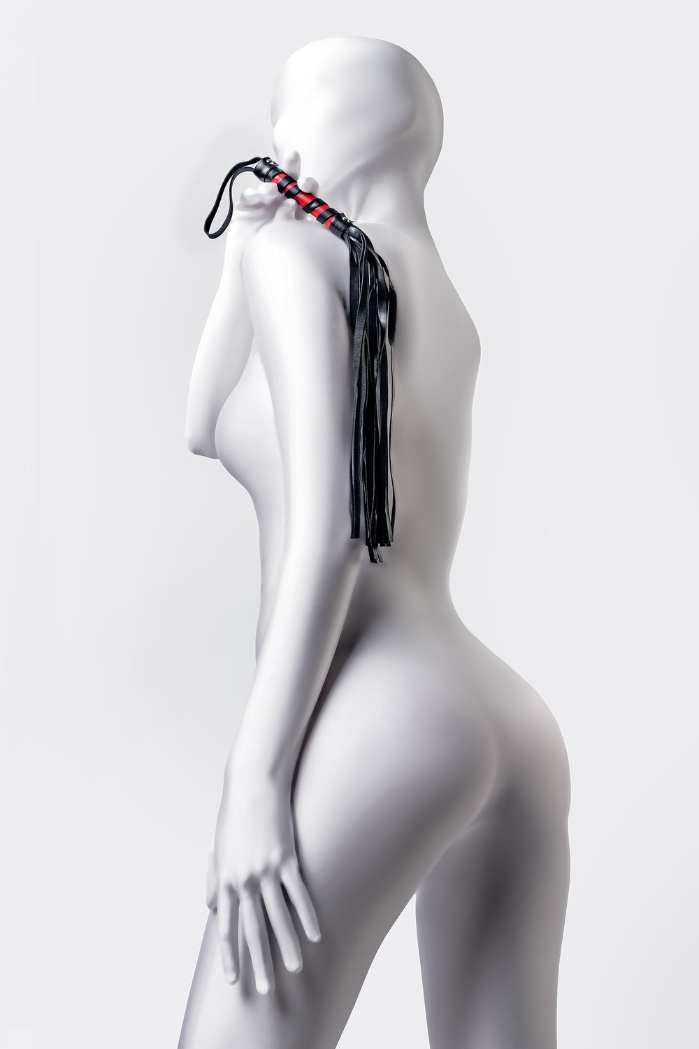 Флоггер Anonymo #0004, PU кожа, черный, 64 см