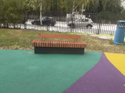 Скамейка стальная «Wood Bench» с USB-входами