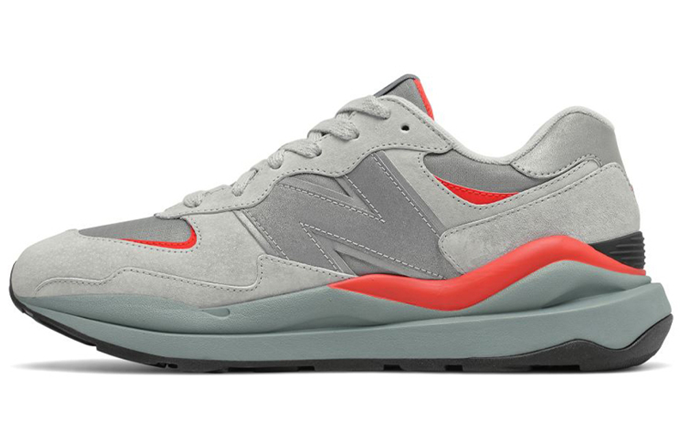 New Balance NB 5740 retro all-match fabric pigskin shock absorption, non-slip, wear-resistant, lightweight wrapping, low-cut casual running shoes for men and women with the same gray-orange