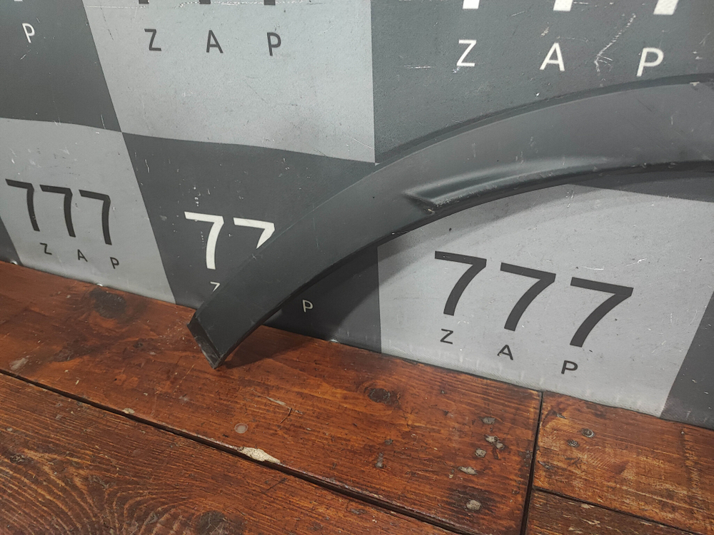 Накладка крыла заднего правого Lexus RX 4 15-нв Б/У Оригинал 7560548020