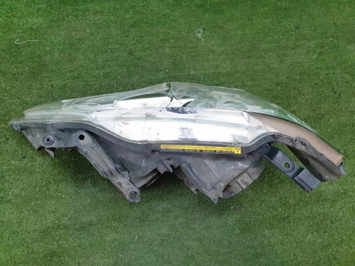 Битая Фара правая Toyota Camry 7 XV50 (2011-2014) ксенон не адаптив