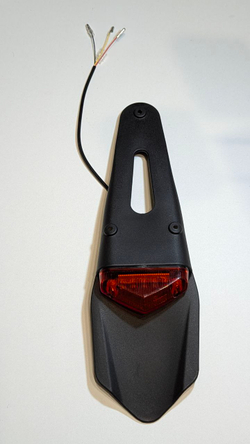 Крыло заднее со стоп-сигналом (универсальное) мотоцикл, питбайк, мопед