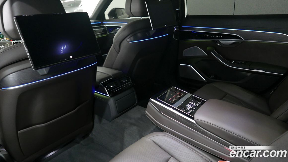 Audi A8 (D5) 55 TFSI Quattro Premium LWB (12.2022)