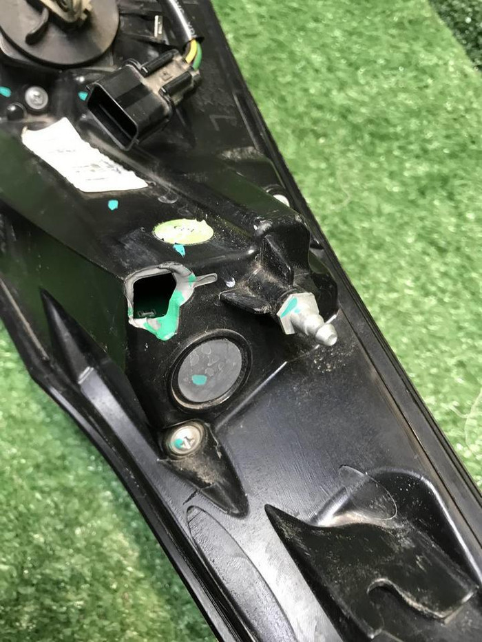 Фонарь левый внешний Москвич 3 (2022-н.в.)