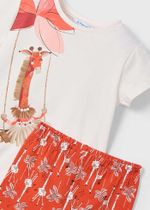 футболка с леггинсами