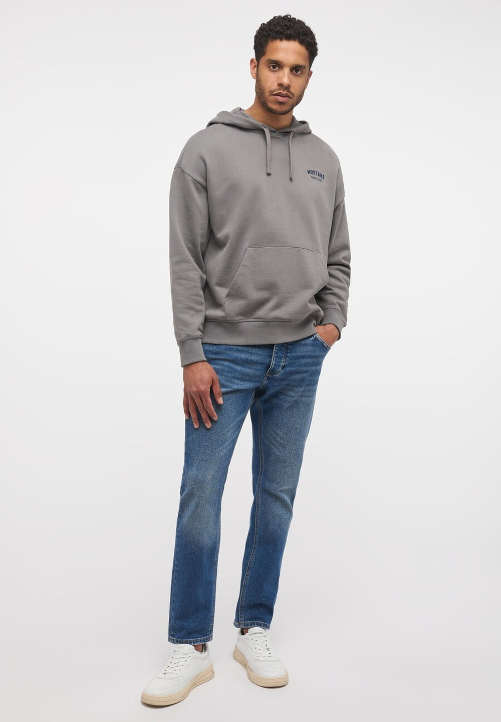 Толстовка мужская MUSTANG Style Bennet Back Print