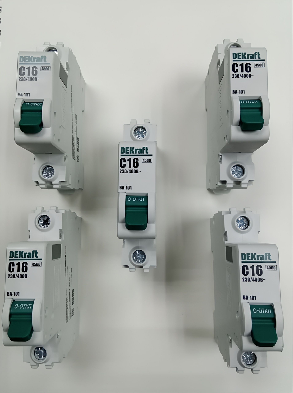 Автоматический выключатель 1-пол. 16А тип C 4,5кА серия ВА-101 DEKraft (5шт)