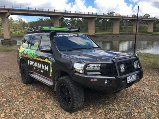 Шноркель Toyota Land Cruiser 200 Ironman ISNORKEL056