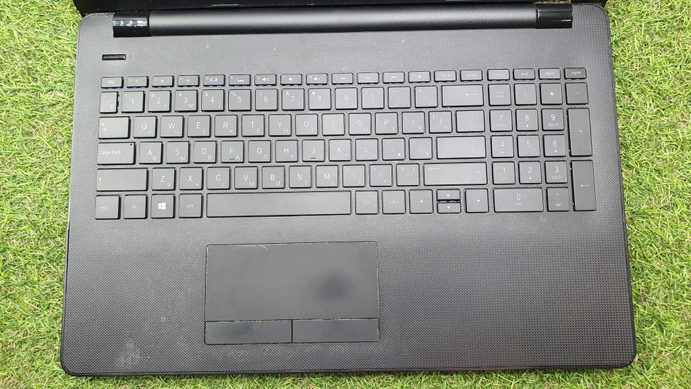 Ноутбук HP A6-9/4Gb/SSD 256Gb