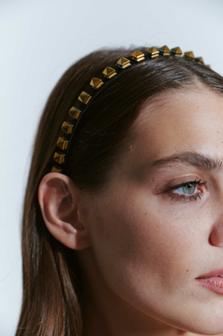 Тонкий ободок с золотыми шипами