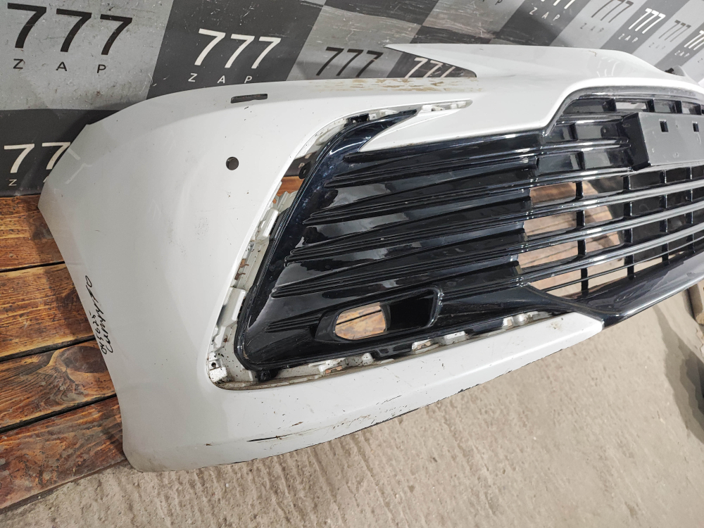 Бампер передний Toyota Camry (XV70) 20-нв Б/У Оригинал 521190X962