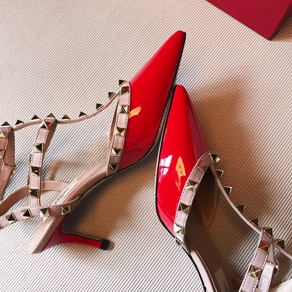 Valentino Rockstud Pumps 6.5 cm