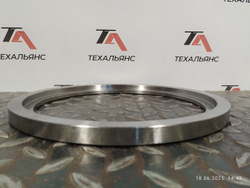 Втулка 21T-72-15860