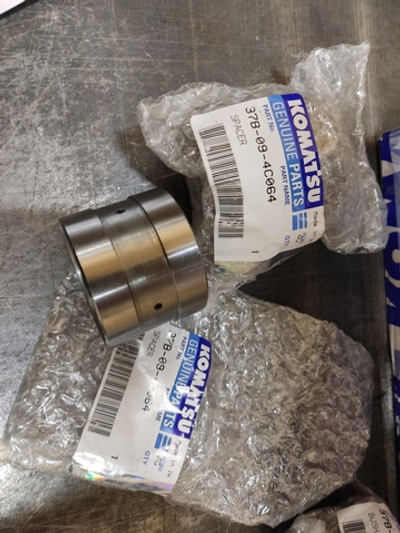 Втулка 37B-09-4C064