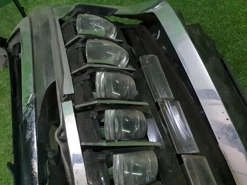 Битая Фара правая Cadillac Escalade 4 (2014-2020) LED