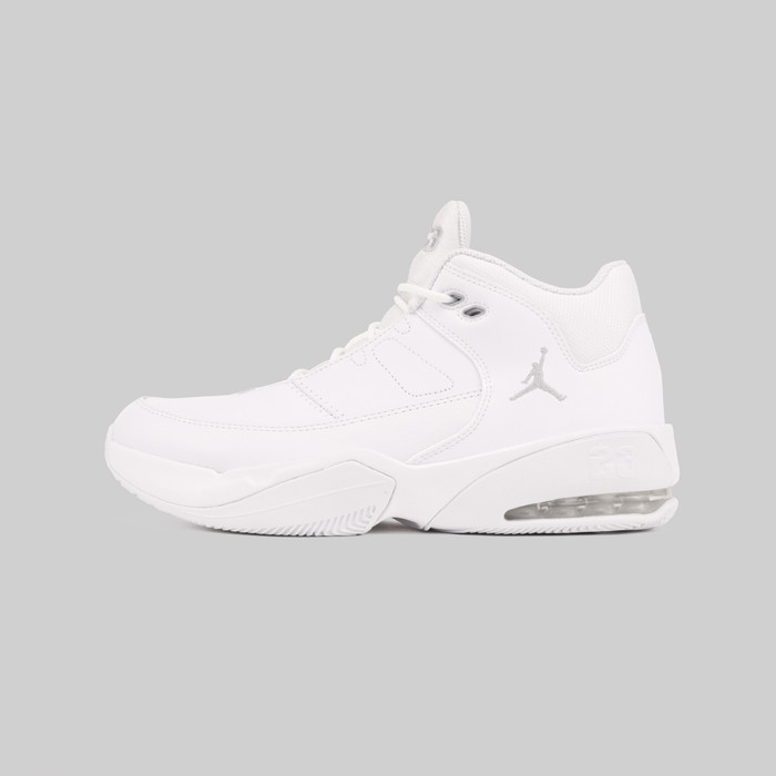 Кроссовки Jordan Max Aura 3 артикул:CZ4167-110 - купить в магазине Дайс