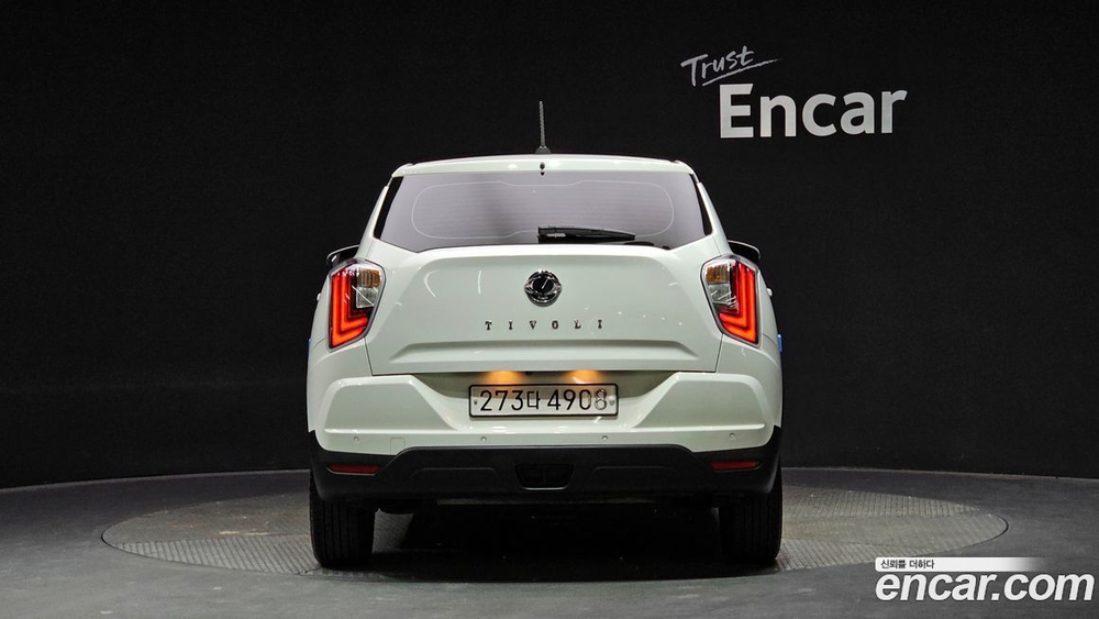 KG Mobility (Ssangyong) Very New Tivoli Бензин 1.5 2WD (05.2020)