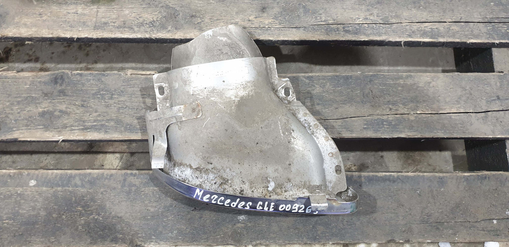 Насадка глушителя левая Mercedes E (W212) 13-16 Б/У Оригинал A2124902727