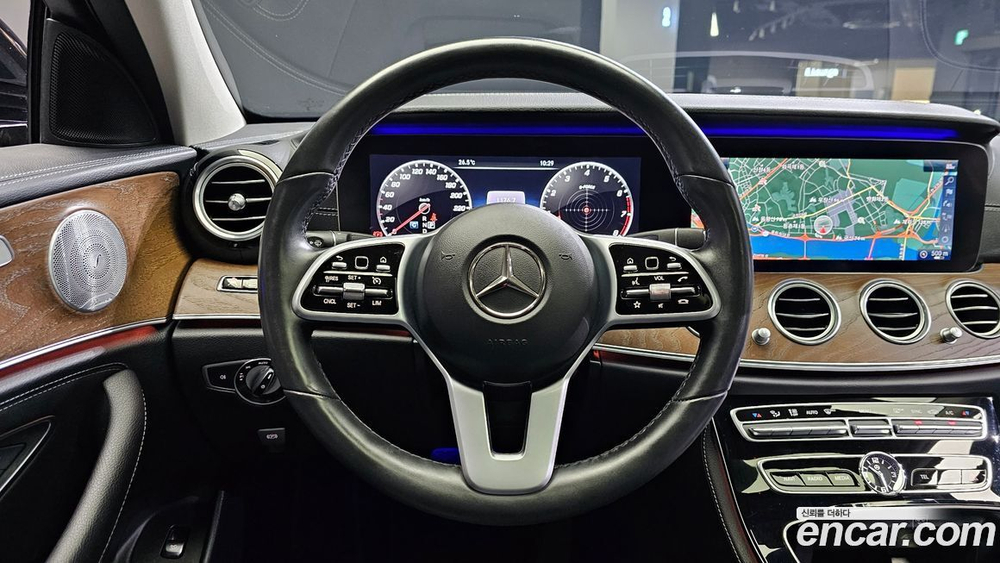 Mercedes-Benz E-Class W213 E300 4MATIC Exclusive (08.2019)