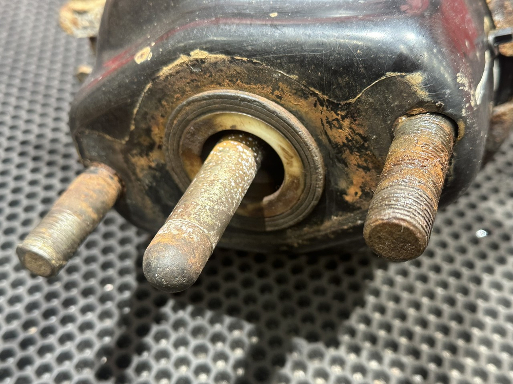 Энергоаккумулятор задний