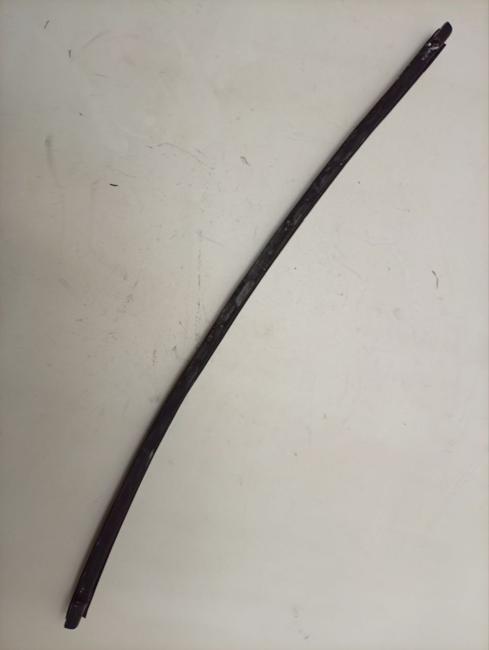 ESL98330 ктп2 Нижняя уплотнительная резина для посудомоечных машин Electrolux Zanussi 140055636017 б/у