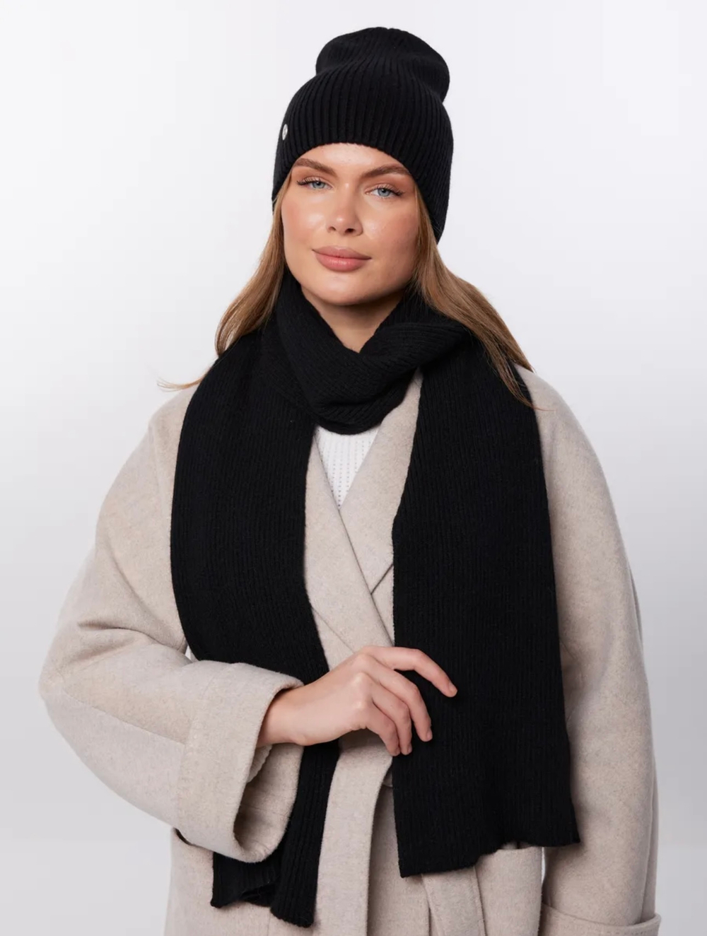 Комплект шапка и шарф модель 007