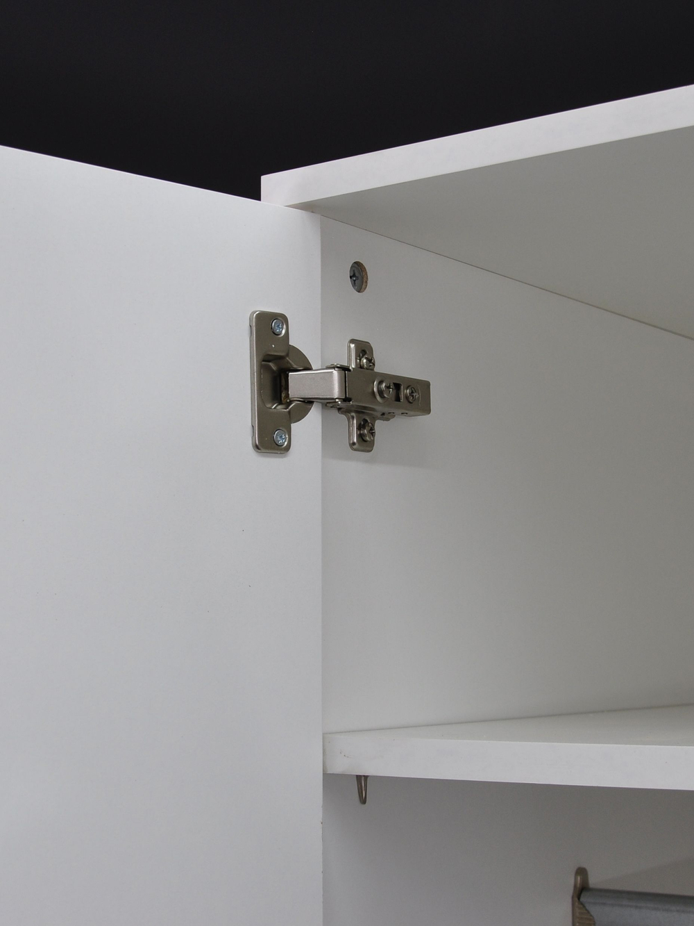 Шкаф детский для одежды Чек распашной белый, трехдверный