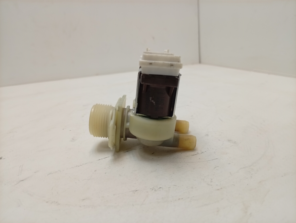 WLF24271CE/02 кт31 Клапан подачи воды для стиральных машин Bosch Siemens 626528 б/у