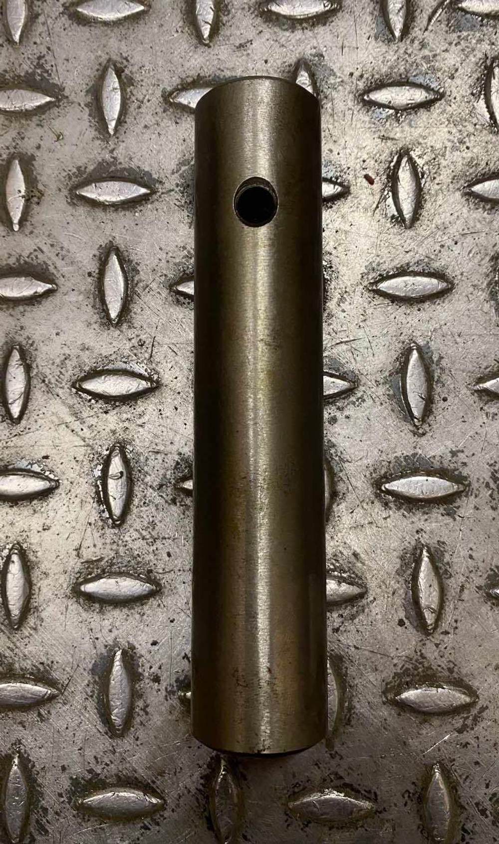 Палец 3517159M1 г/ц челюсти Terex 860