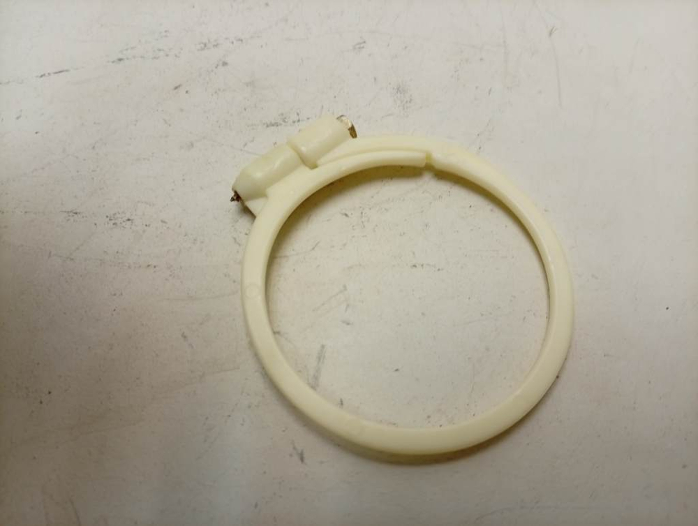 LAVALOGIC1810 кт33 Хомут крепления патрубка стиральной машины AEG б/у