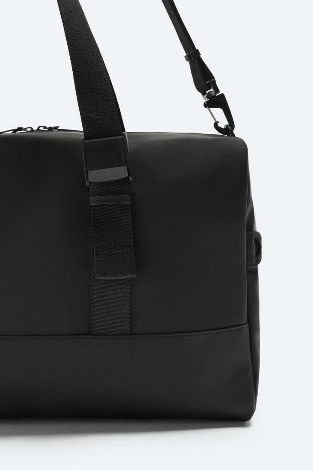 ZARA ПРОРЕЗИНЕННАЯ СУМКА-БОУЛИНГ, ЧЕРНЫЙ